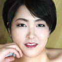 晴山ひとは