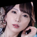 新妻ゆうか