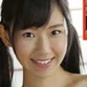新見ななえ
