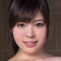 月元あや華の顔写真