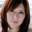 青山エレナ