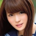 牧村ひなの顔写真