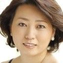 栗尾由里江