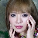 村瀬麻衣子の顔1