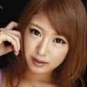 佐月麻央の顔写真