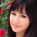 青山ローラの顔1
