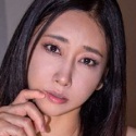 白峰郁美の顔7