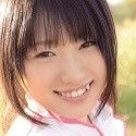 明菜りせの顔写真