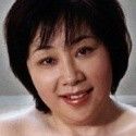 田村のぶえの顔