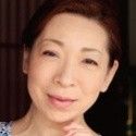東湖しのぶ