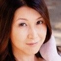 新村まり子の顔