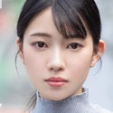 雨依つばめの顔写真