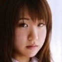 新谷りな