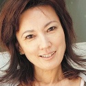 山河ほたるの顔