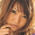 須真杏里の顔