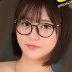 梓まりのの顔